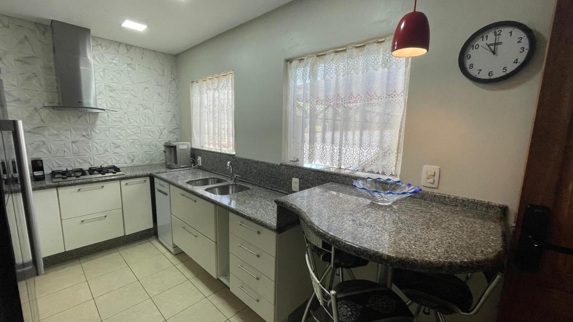 Apartamento Ap 5min Da Germanica 3 Quartos Todo Climatizado Com Berco *